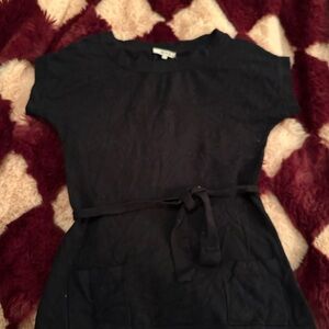 RW&CO. Long short sleeve knit.